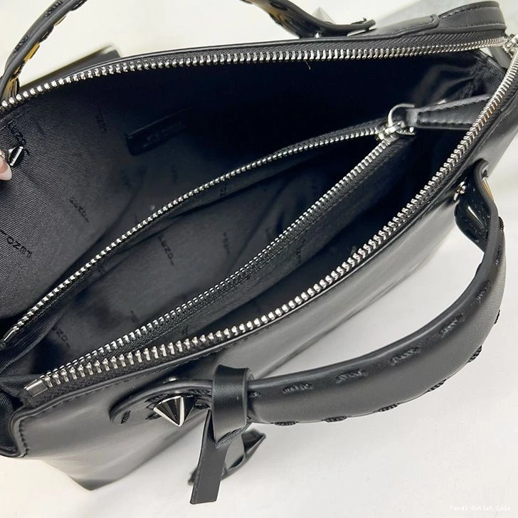 Affordable In Calf Leather Medium Way By Boston ROMA Black Bag The Logo Fendi 0720